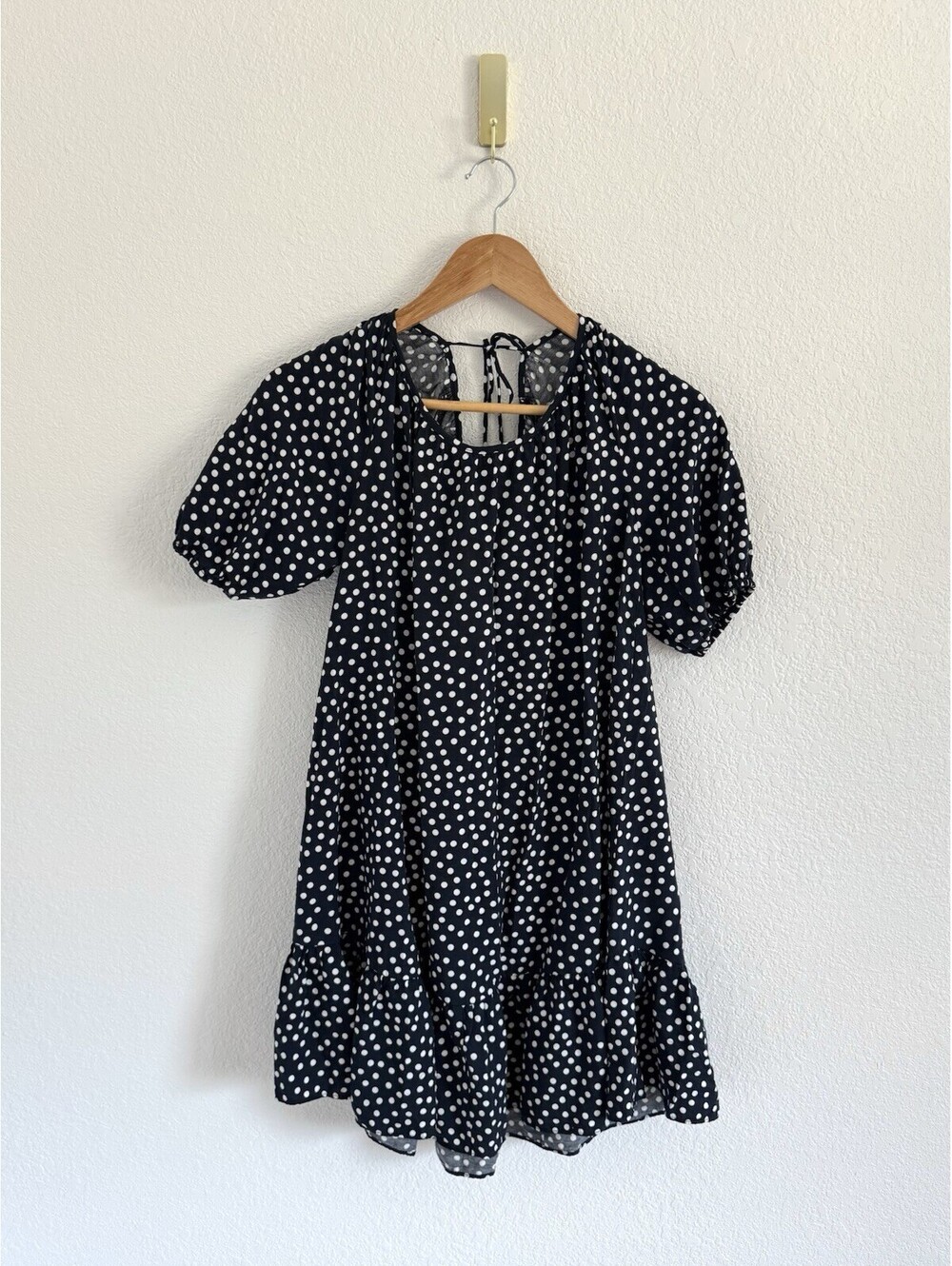 Ann Taylor Women’s Sz SP Polka Dot Tie-Back Flounce Shift Black White Dress